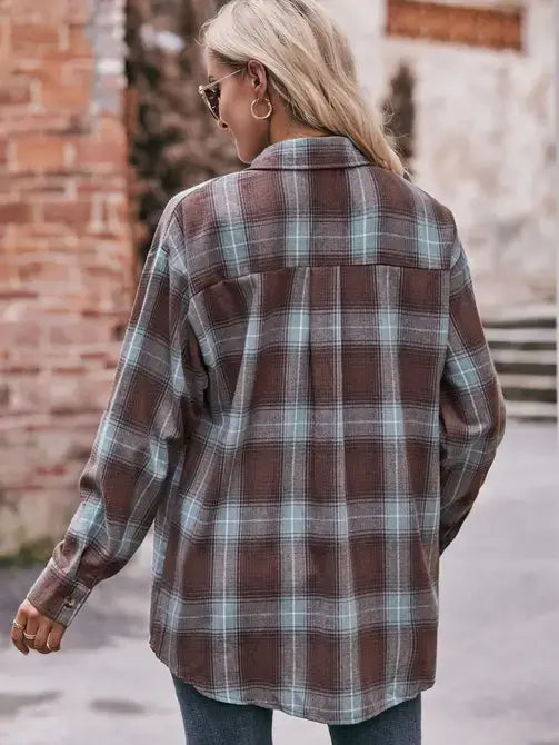 Oversized buttondown plaid top