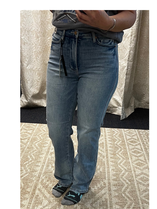 Riley - Judy Blue High rise contrast wash straight jeans