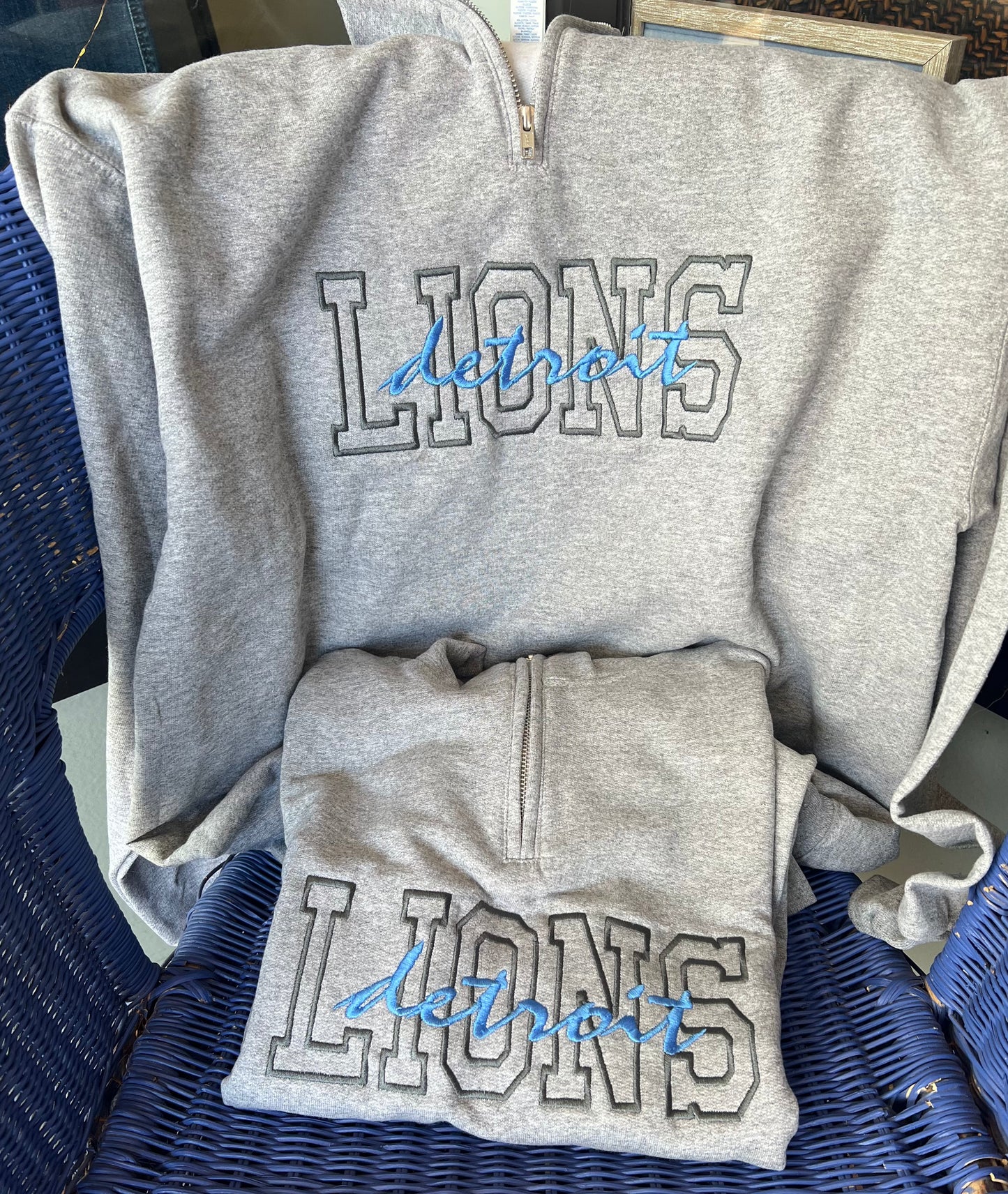 Embroidered Lions sweatshirt