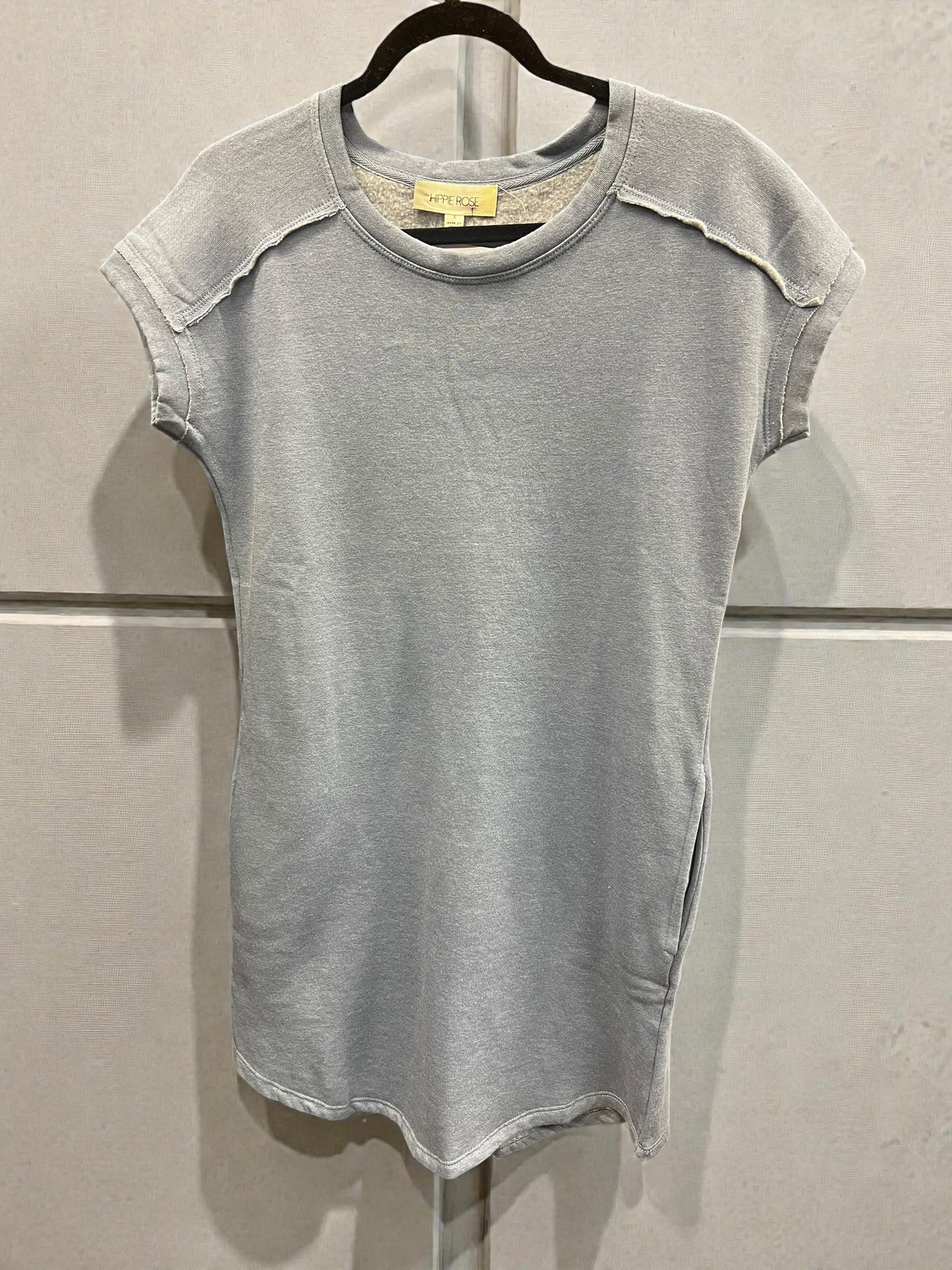 Sweatshirt tee dress w/pockets