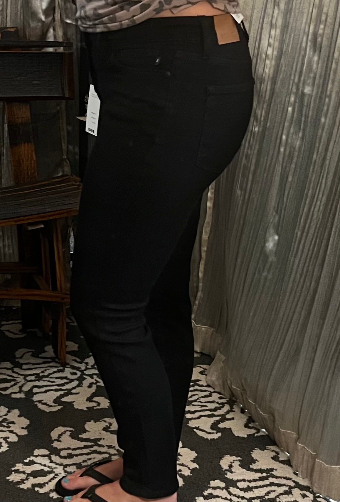 Casey Black mid-rise slim Judy Blue Jeans