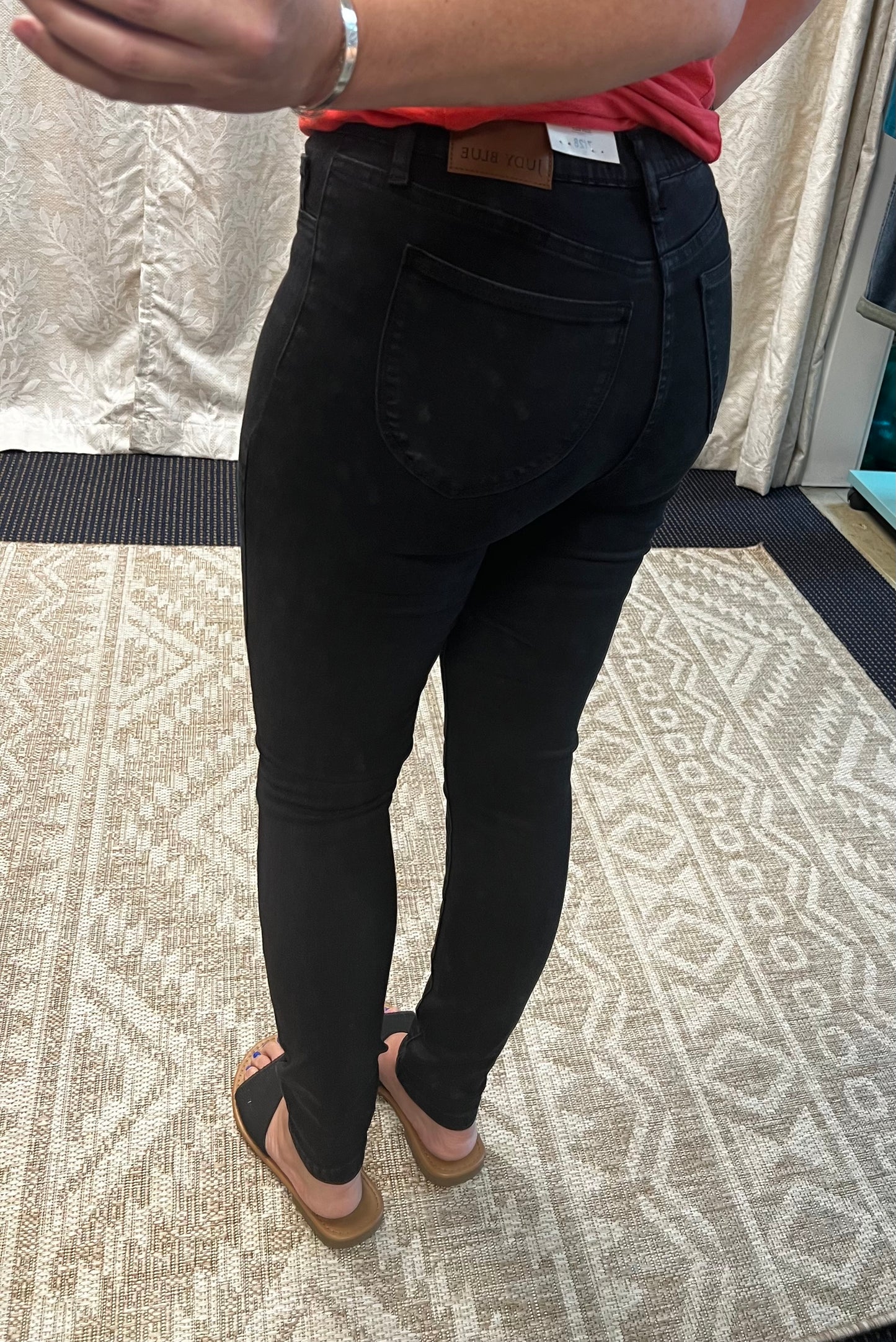 Eva - Judy Blue High waist black pull-on skinny jeans