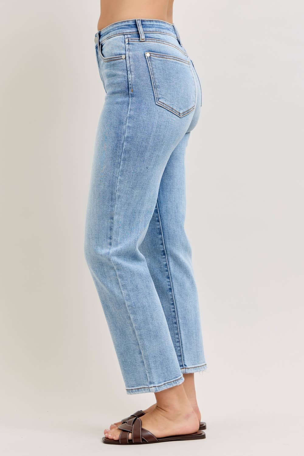 Chelsey - High rise Ankle Straight Judy blue jeans