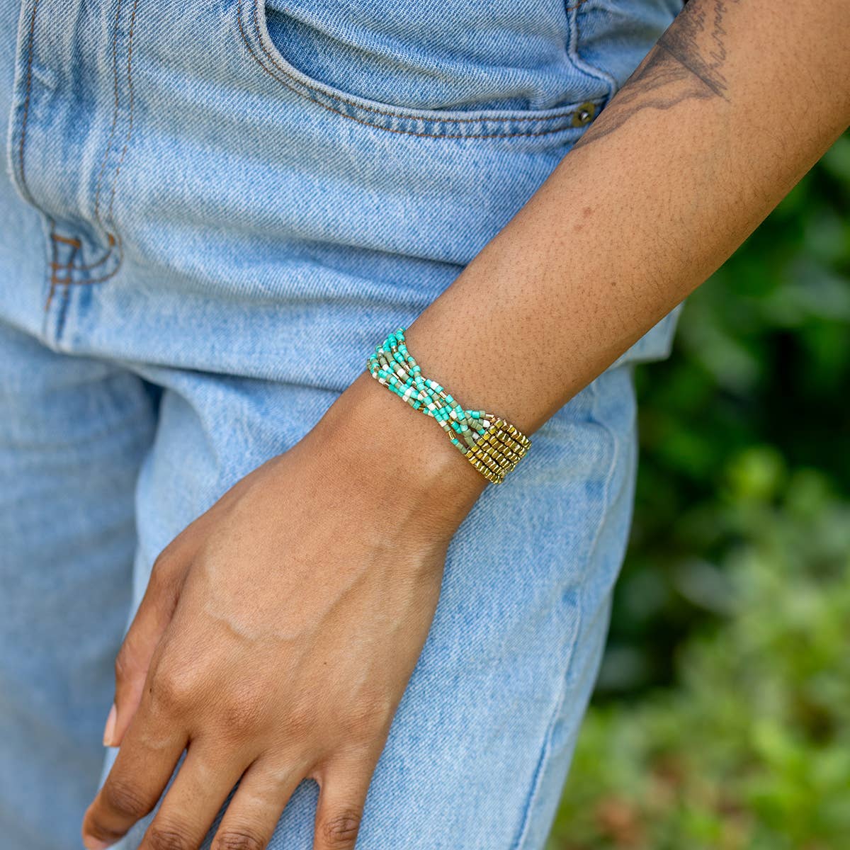Turquoise water-Seed Bead Stretch Bracelet