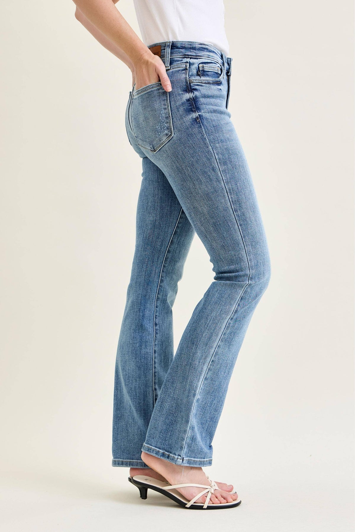 Alley -Mid-rise bootcut Judy Blue Jeans