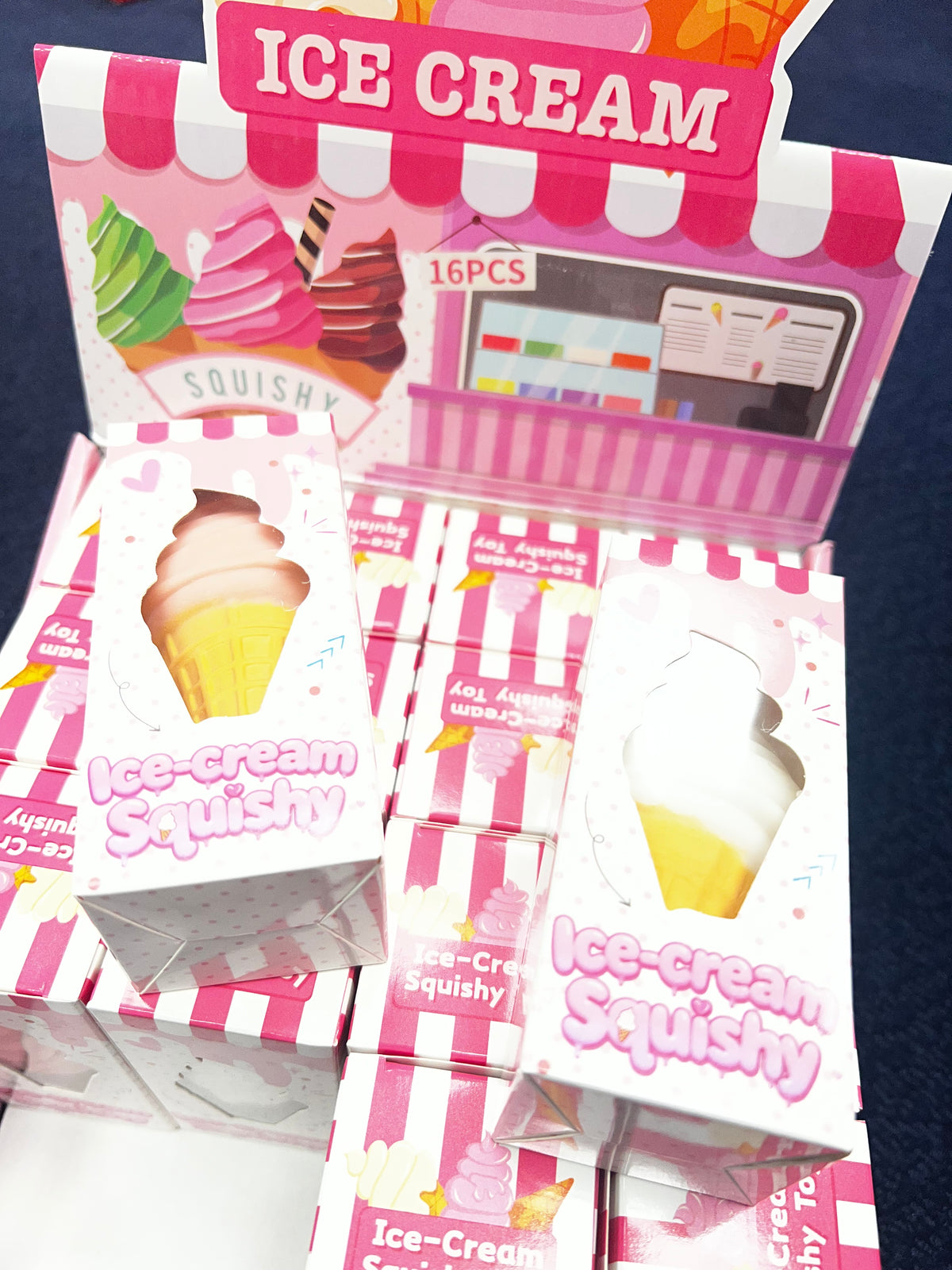 Crunchy ice cream cone squishy