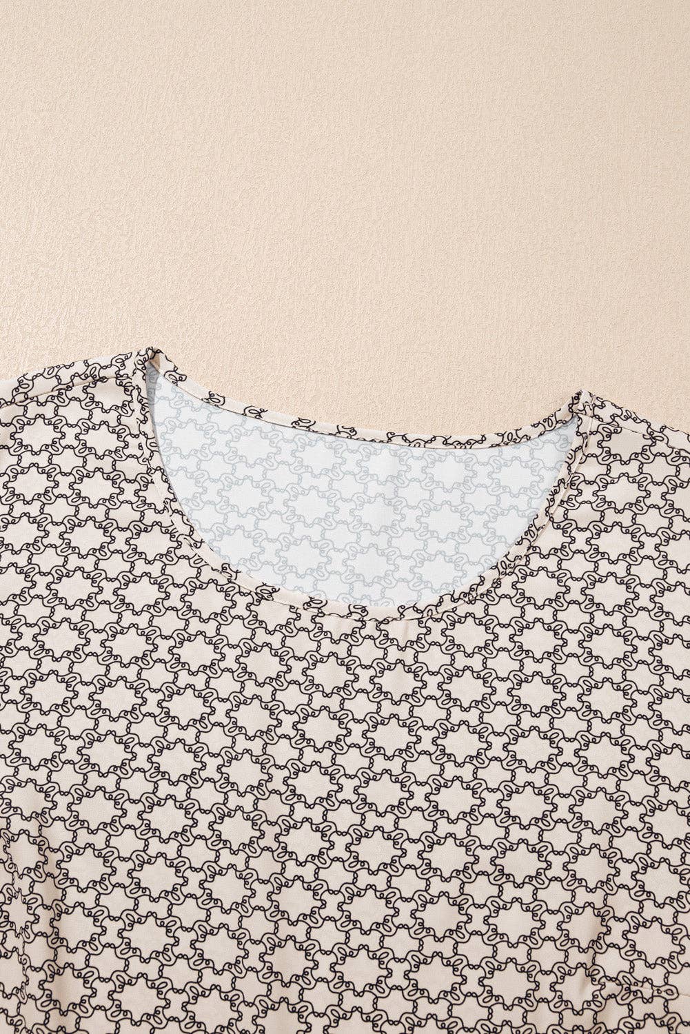 Geometric Plus Size Ruffled Sleeve Blouse