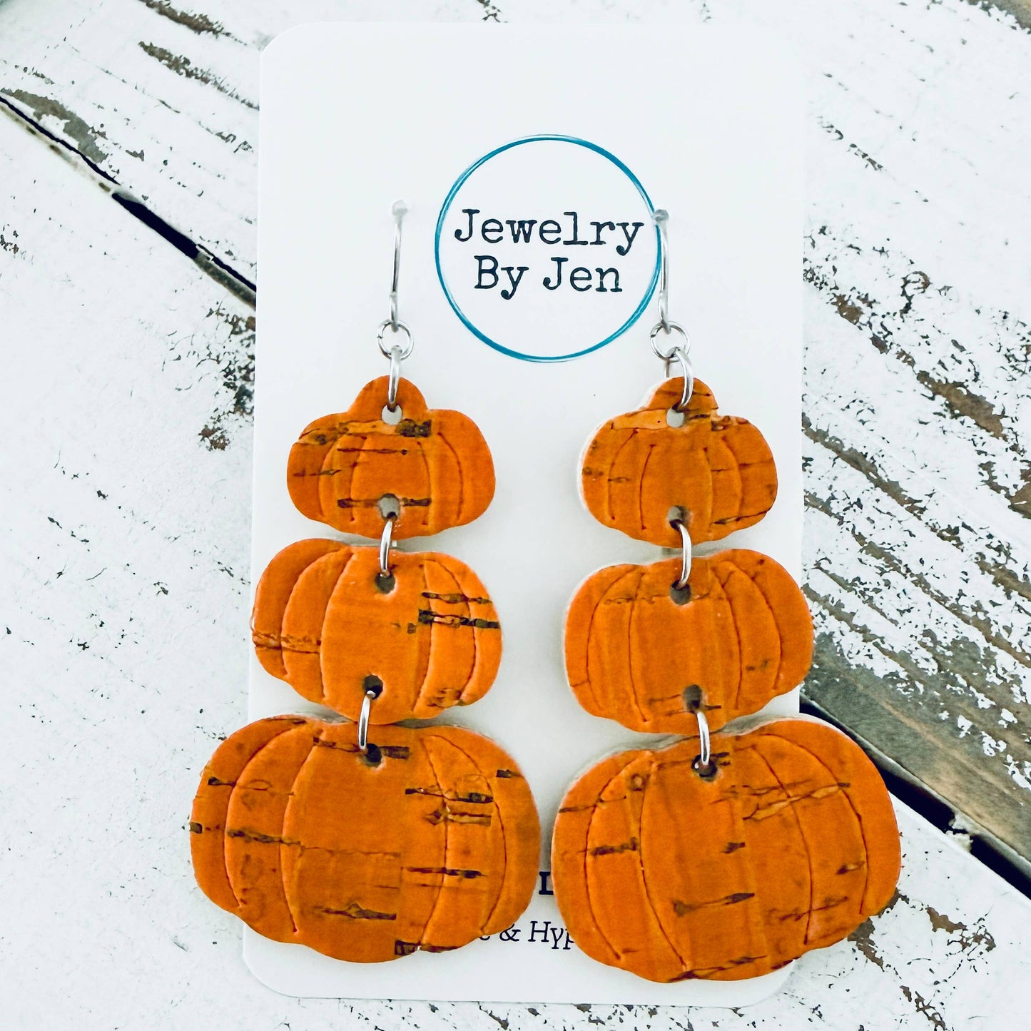 Embossed Stacked Pumpkins: Orange Cork