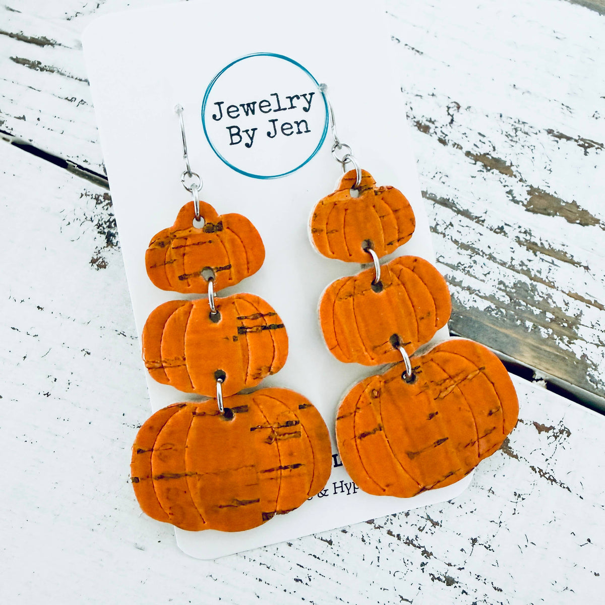 Embossed Stacked Pumpkins: Orange Cork