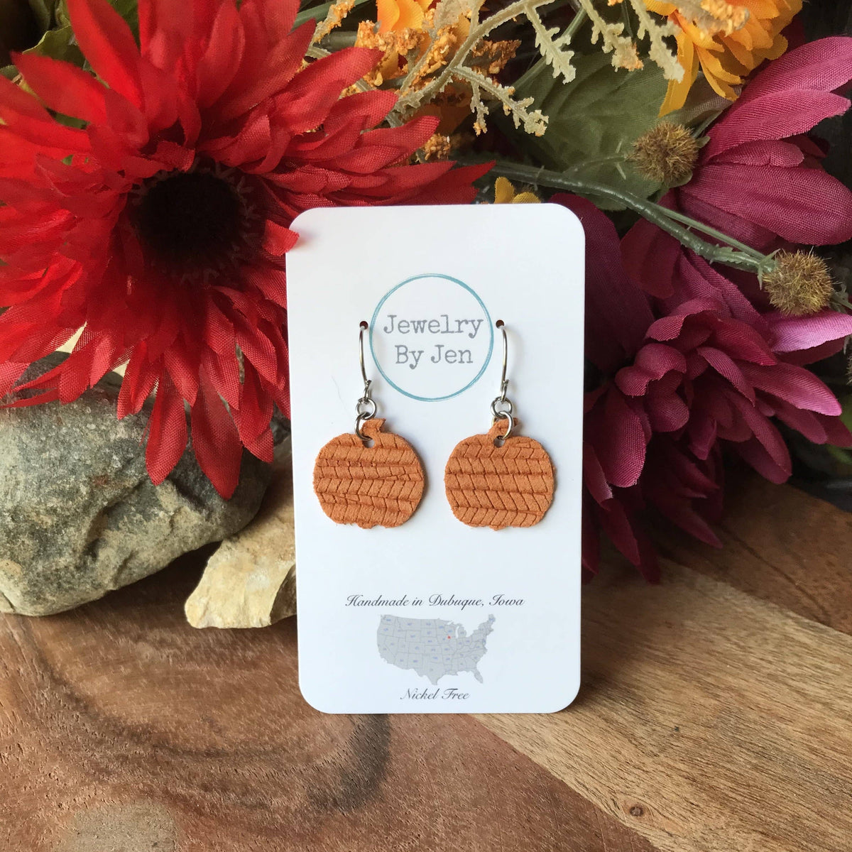 Mini Pumpkin Earrings: Orange Palm