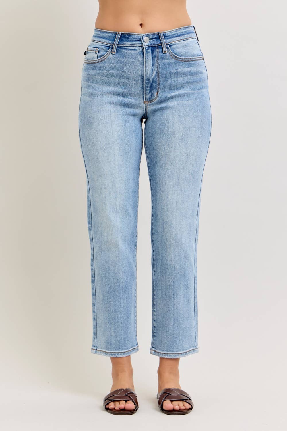 Chelsey - High rise Ankle Straight Judy blue jeans