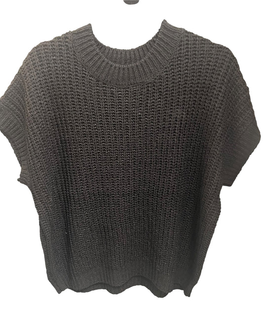 Black short sleeve sweater