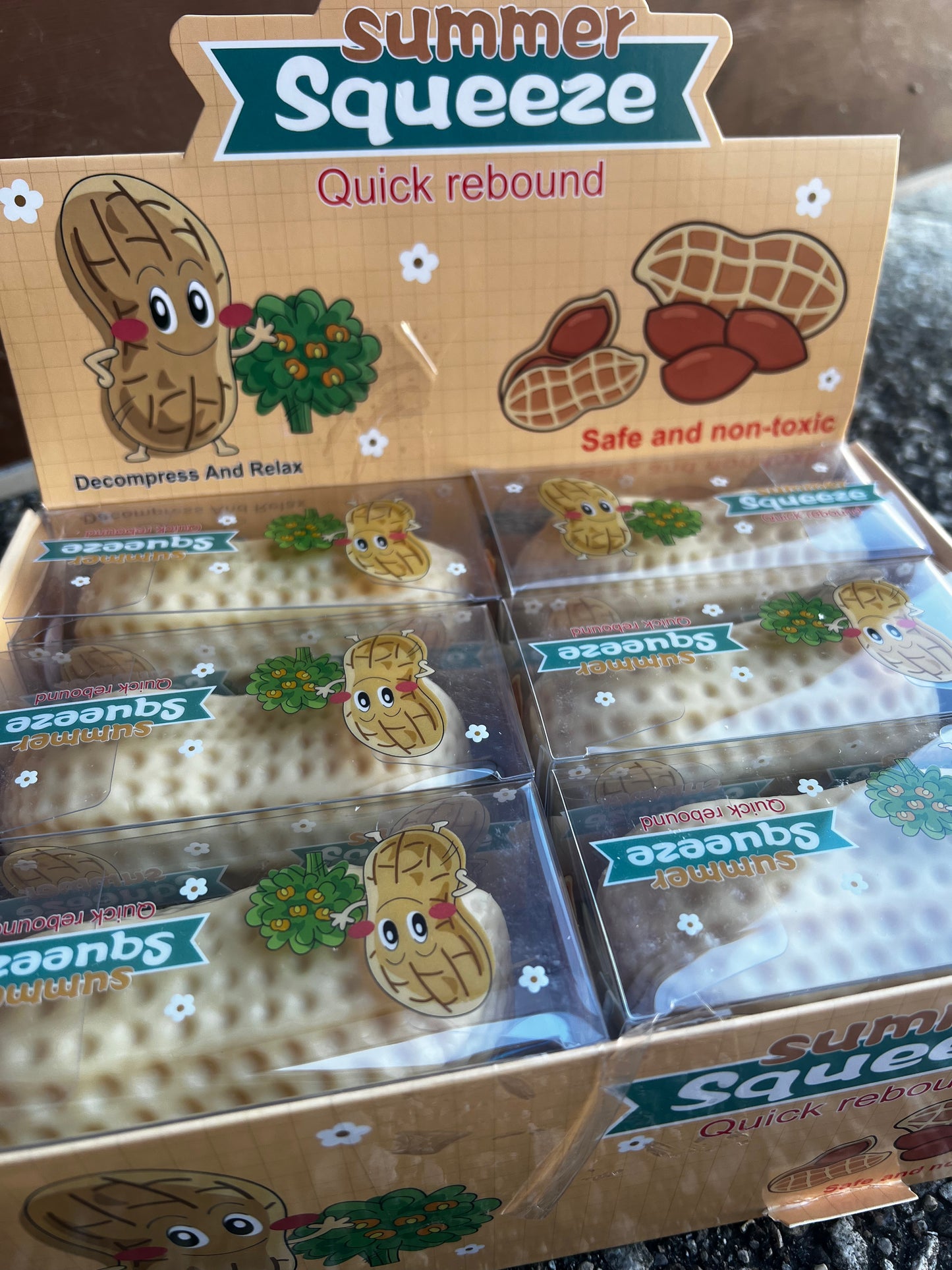 Crunchy peanut squishy