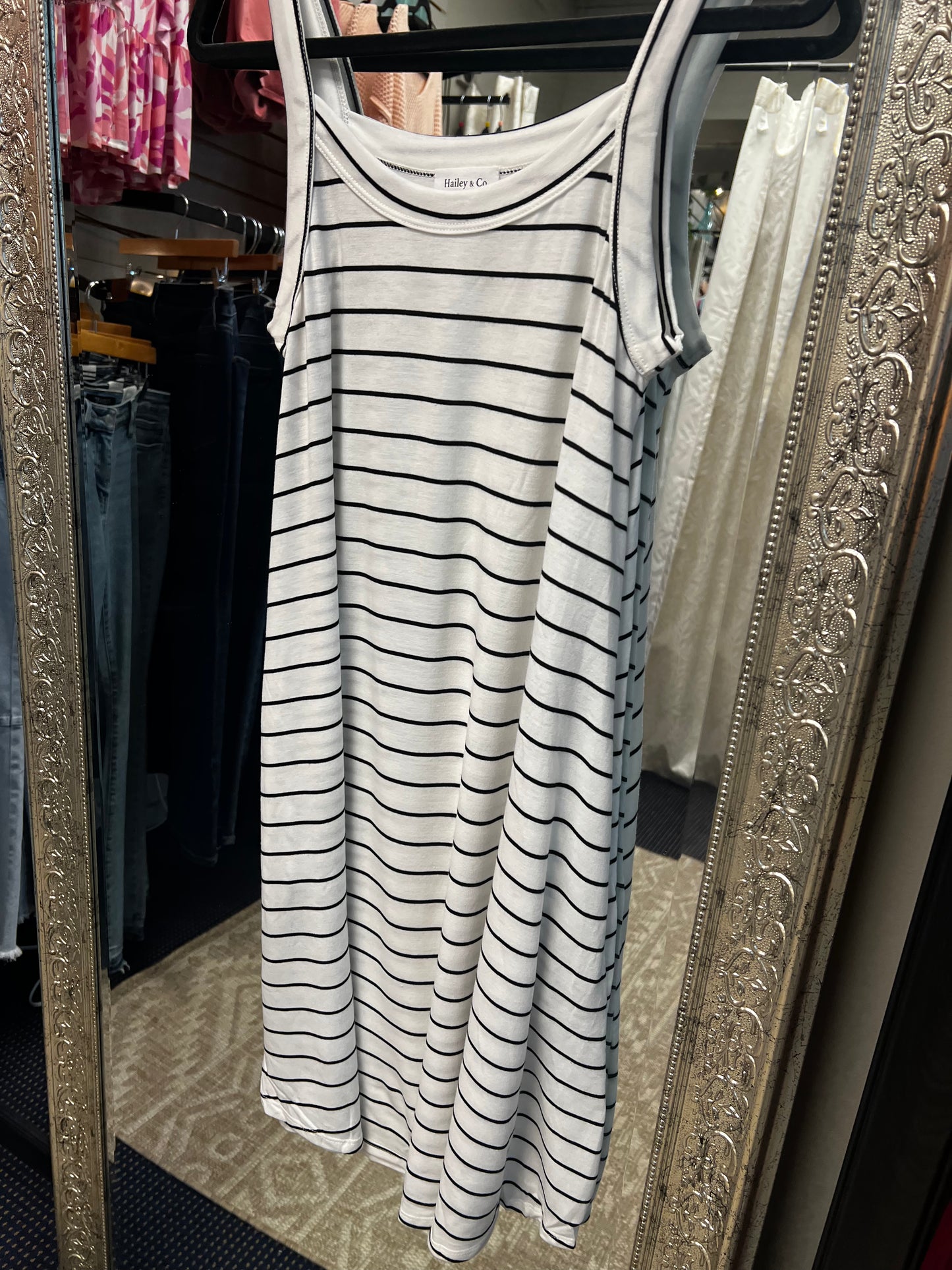 Sleeveless stripe dress