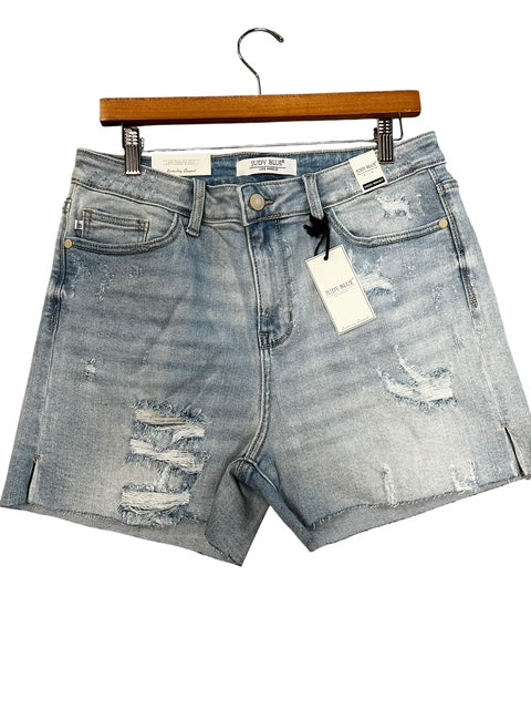 Light wash distressed Judy Blue shorts