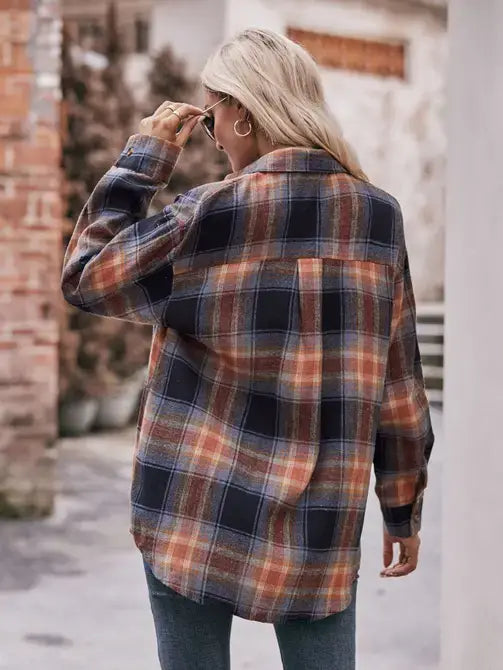 Oversized buttondown plaid top