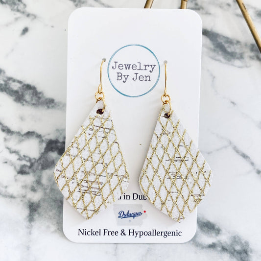 Elegant Teardrop Earrings: White & Gold Mesh