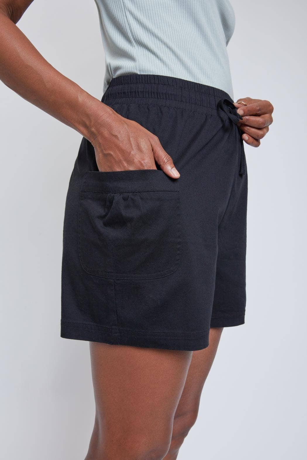 Drawstring Shorts w/Side Pockets