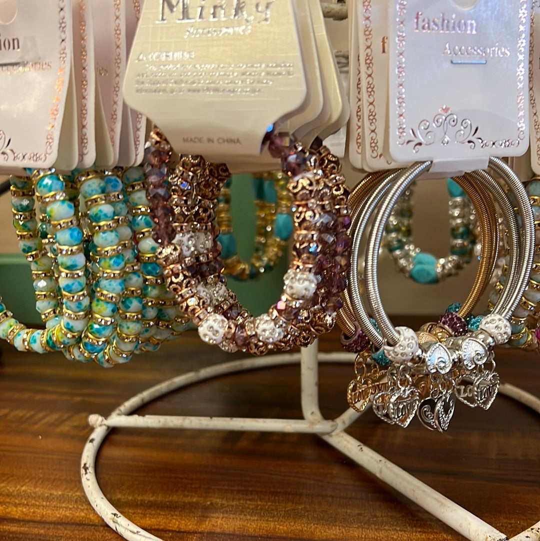 Bracelets $4