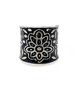Silver patina ring- black floral pattern