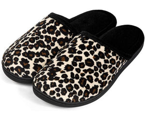 Leopard slippers