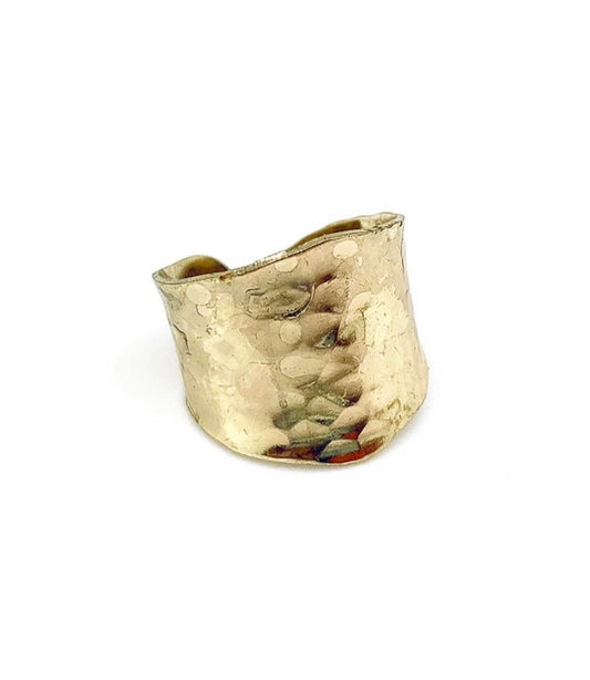 Hammered gold band ring