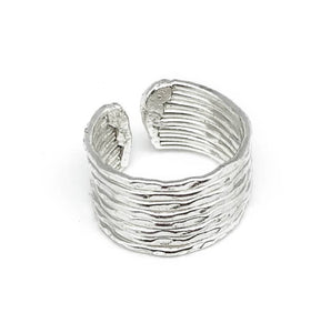 Silver hammered bands ring