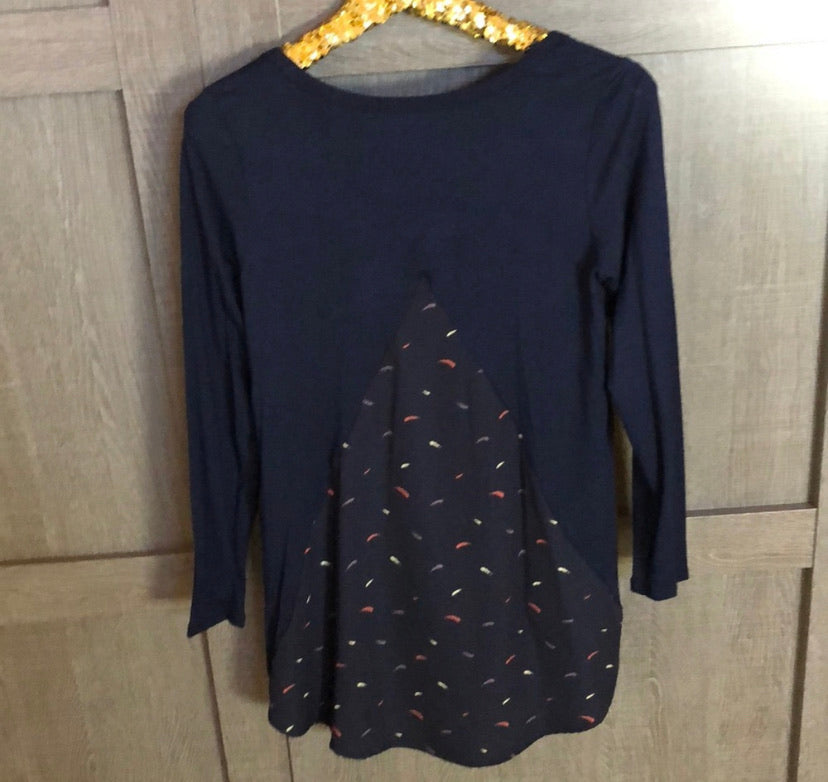 Navy long sleeved top feather design